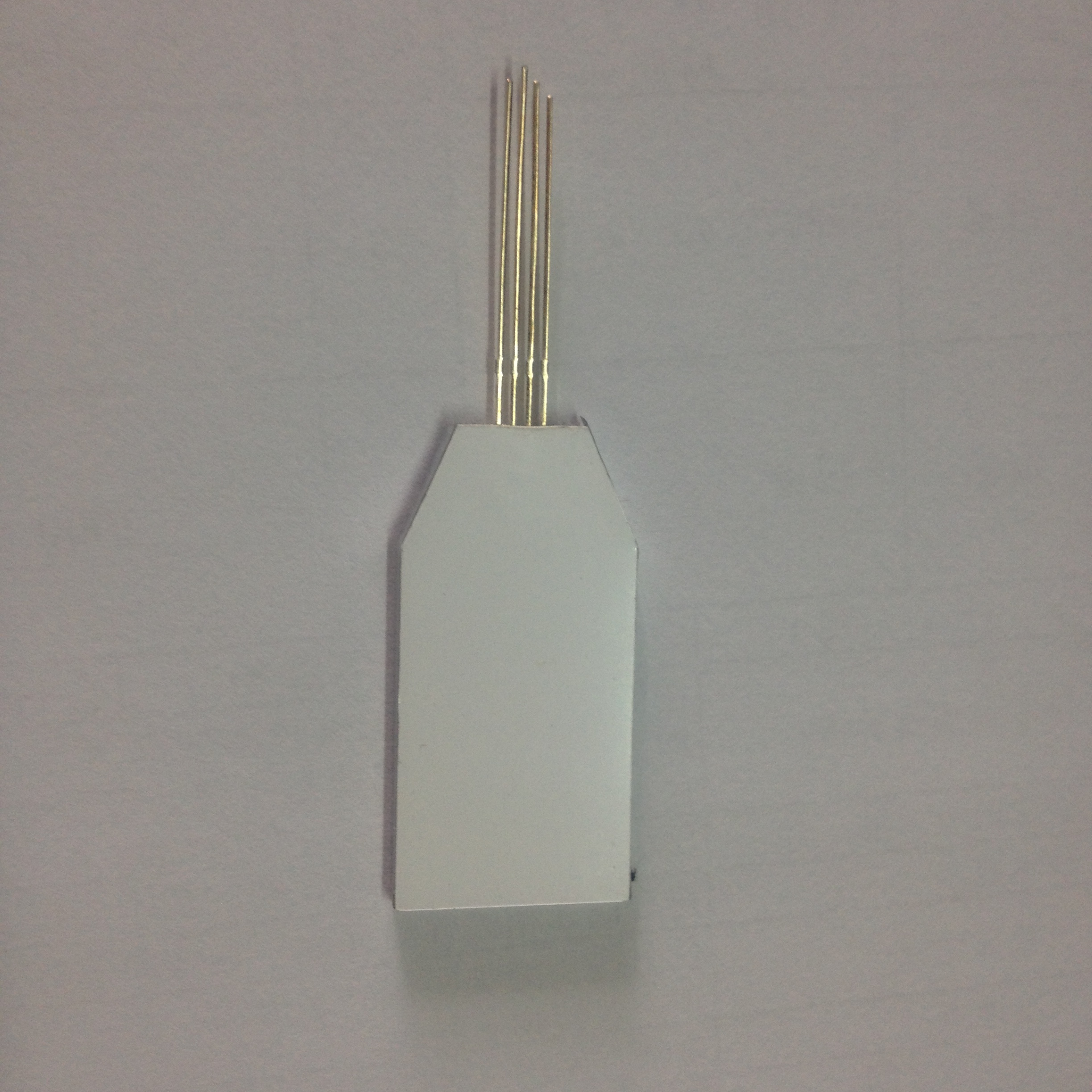LED002